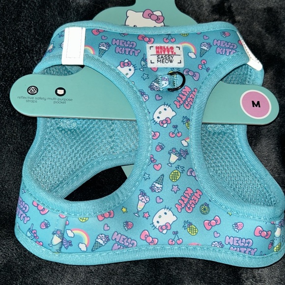Sassy Meow Hello Kitty Green Step In Harness (M) - Picture 2 of 6